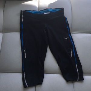 Nike Black Crop Leggings